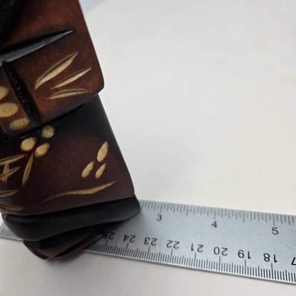 Japanese Ainu Father, Mother & Child Wood Carved Figurines Family Vintage - Picture 9 of 10